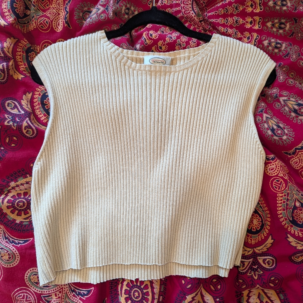 Raw hem cropped knit sweater vest top